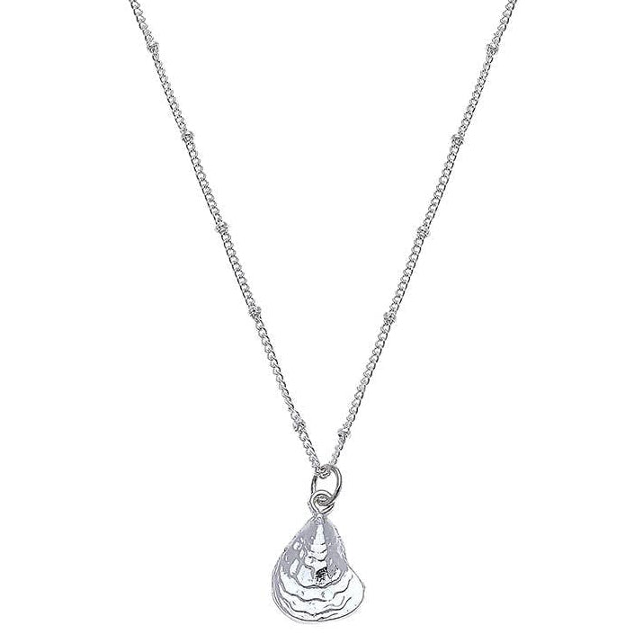 Susan Shaw Silver Oyster Shell Pendant Necklace